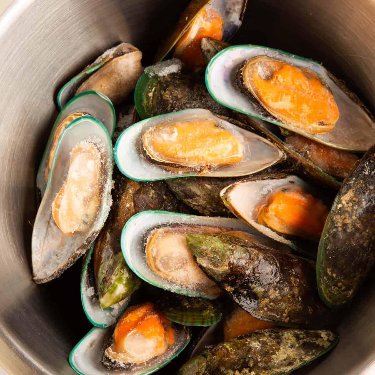 How to Cook Frozen Mussels